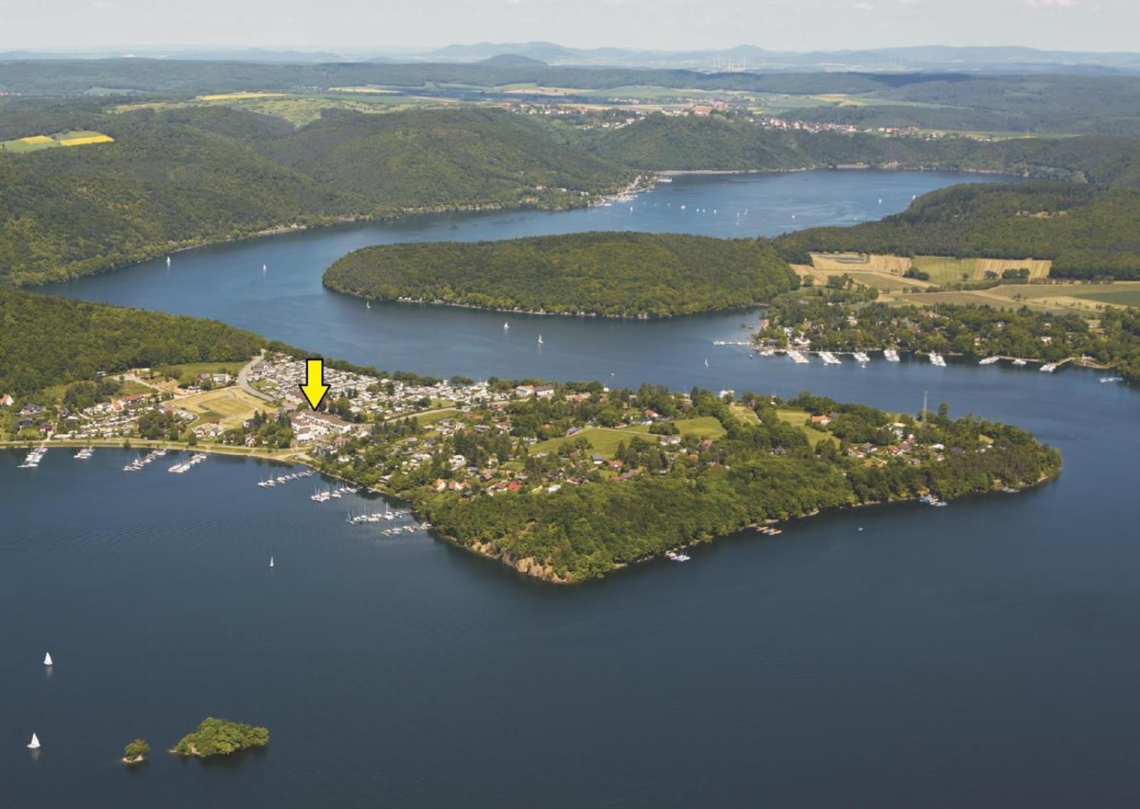 Gemutliche 93M2Fewo Mit 2 Schlafzimmern Und Seitlichem Seeblick Vom Balkon Scheid  エクステリア 写真