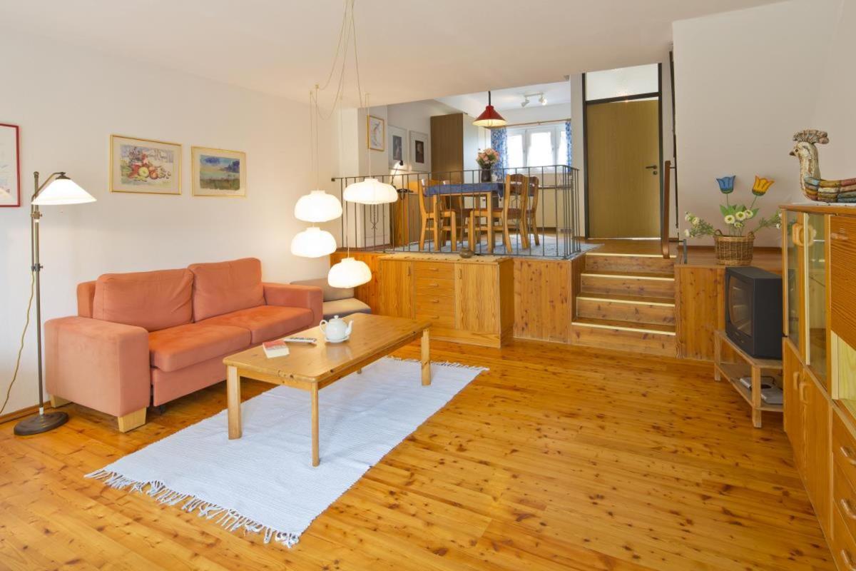 Gemutliche 93M2Fewo Mit 2 Schlafzimmern Und Seitlichem Seeblick Vom Balkon Scheid  エクステリア 写真